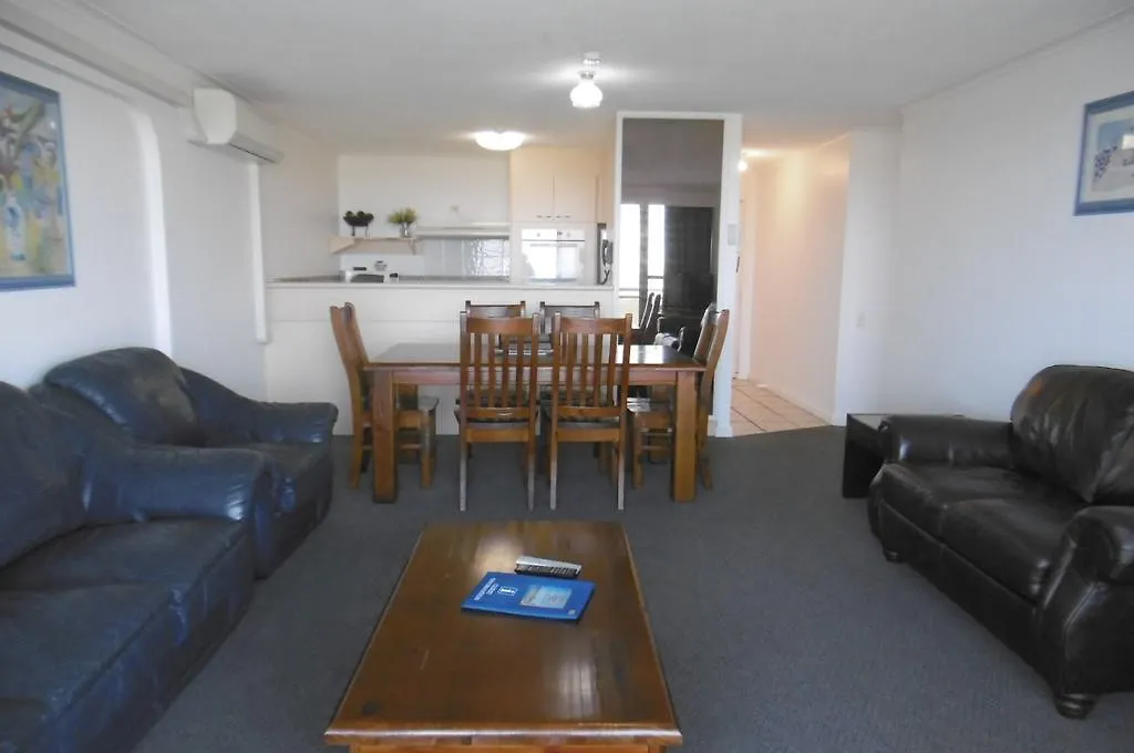 Trafalgar Towers Aparthotel Maroochydore