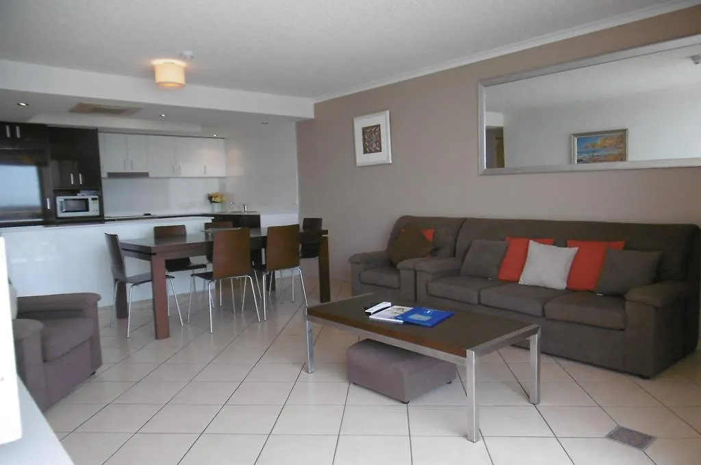 Trafalgar Towers Aparthotel Maroochydore