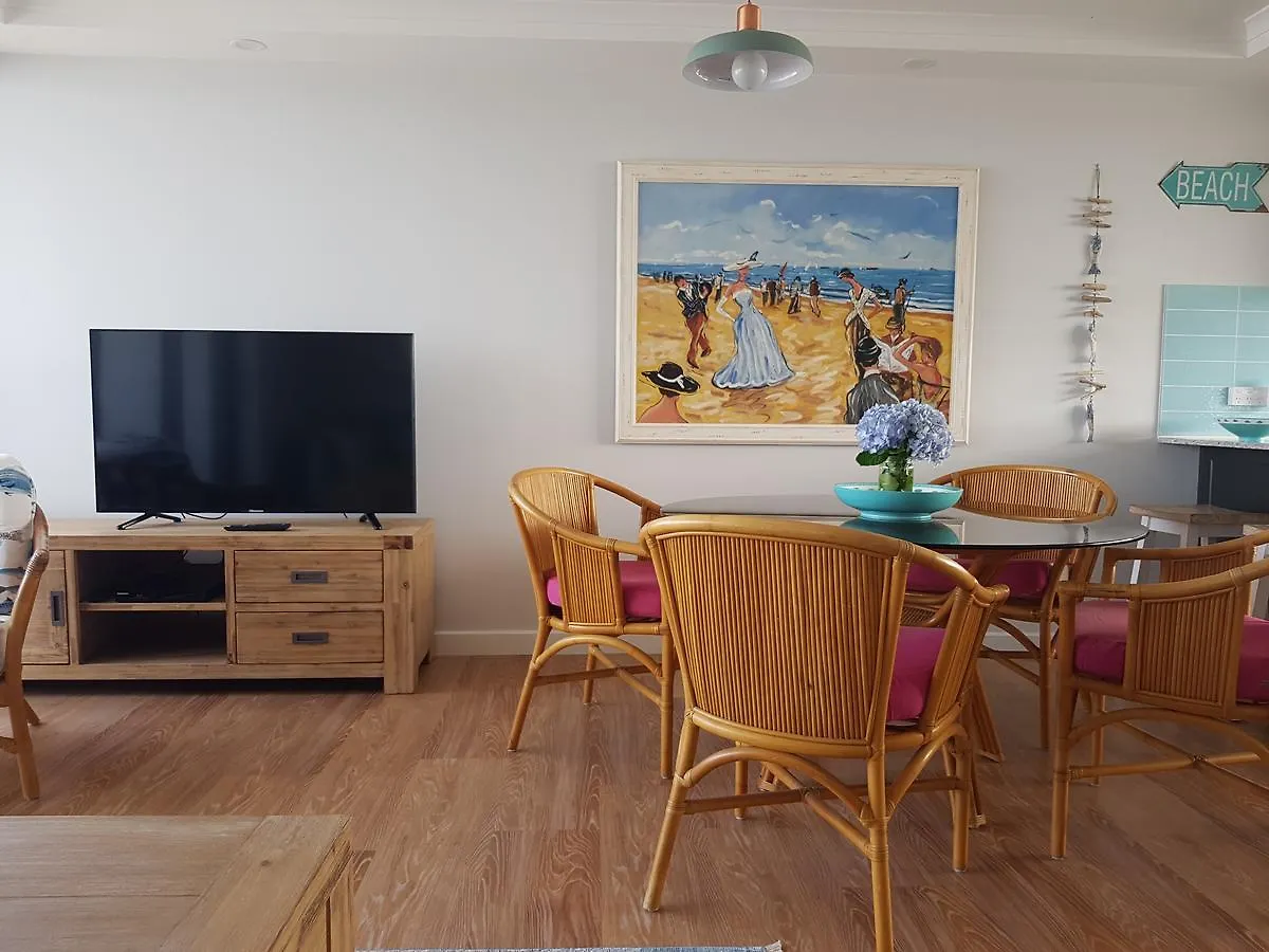 Trafalgar Towers Maroochydore 3*,